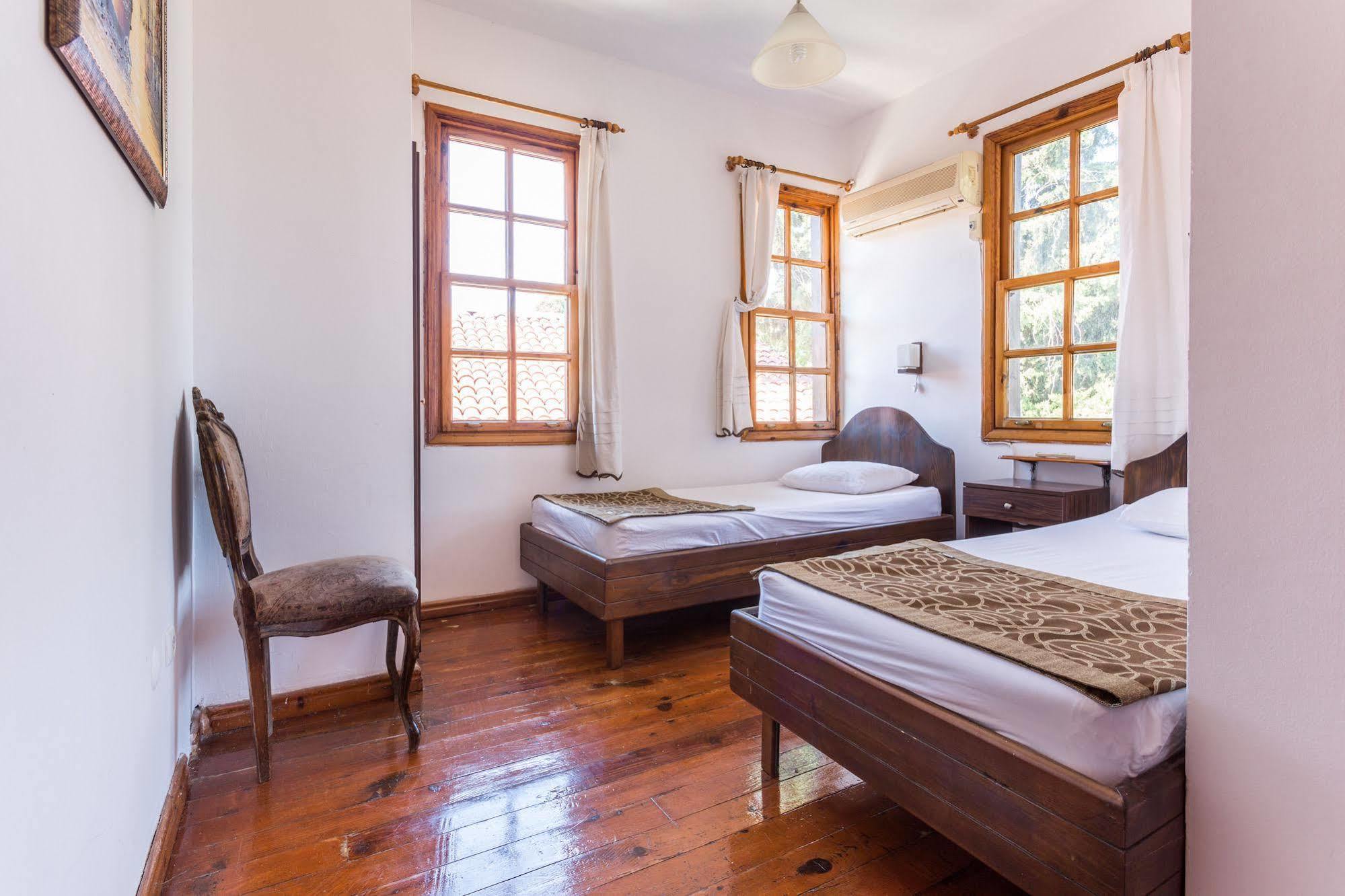 Mavi & Ani Pansiyon Antalya Luaran gambar